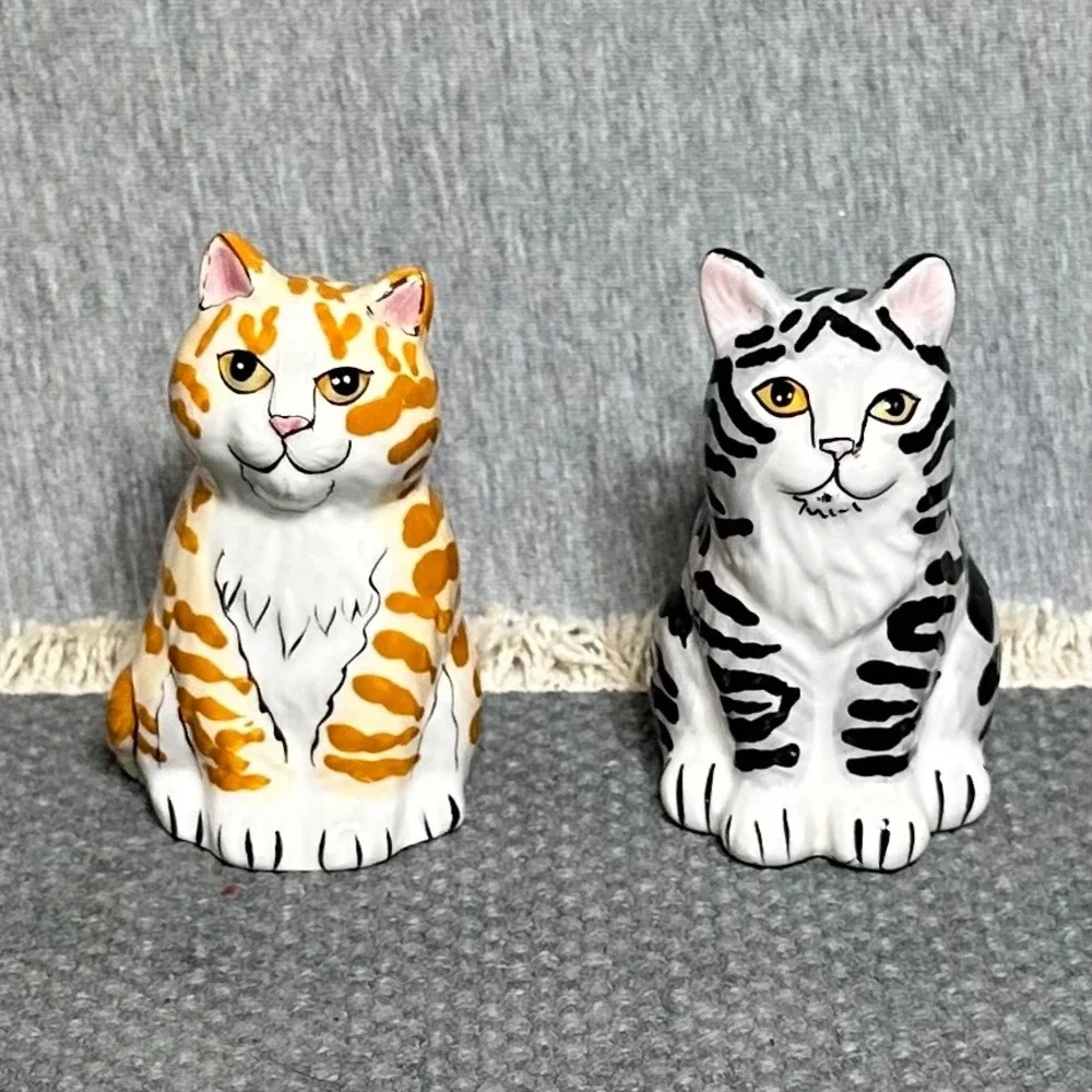 Cat Salt and Pepper Shakers Set Ceramic Orange Black White Striped Tabby Kittens
